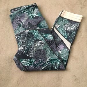 Zella Leggings size M Crop